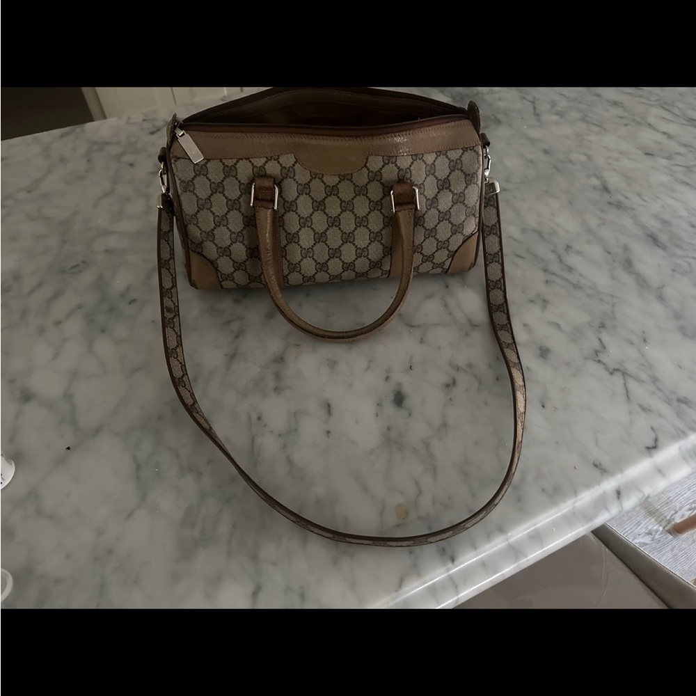 Gucci Elegant Brown Designer Handbag
